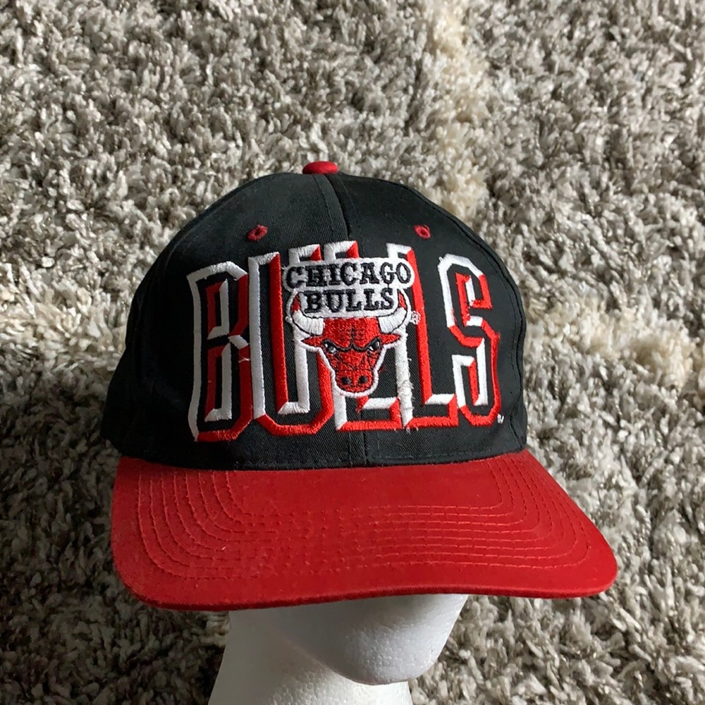 Vintage Chicago Bulls NBA SnapBack Hat Cap EUC Like New